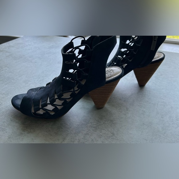 Vince Camuto Navy Suede Heels - Picture 5 of 9